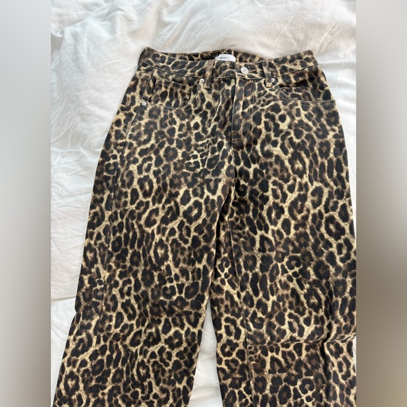 Leopard print baggy straight-leg jeans - Picture 2 of 6